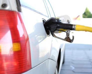 Como escolher o combustível certo para o seu carro?