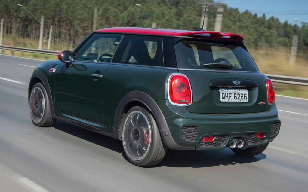 MINI Cooper JCW - 6,1 segundos