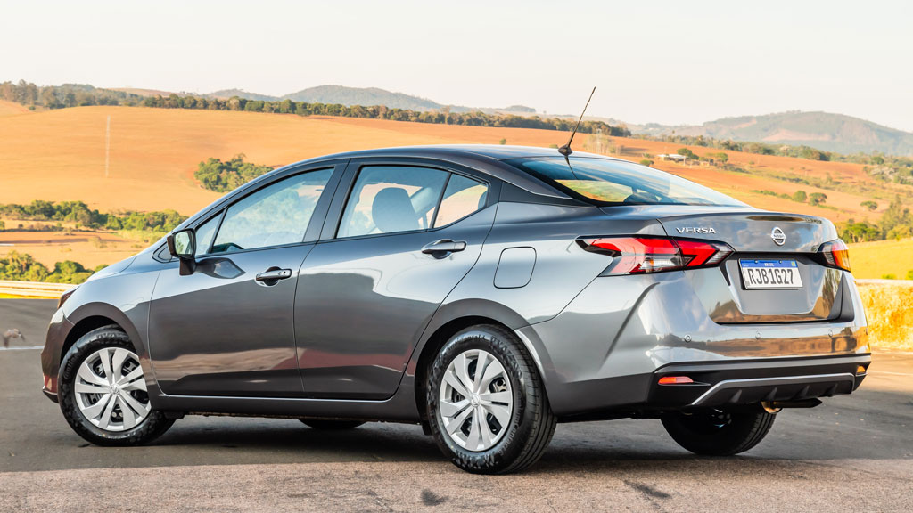 Nissan Versa 1.6 CVT - 10,7 segundos