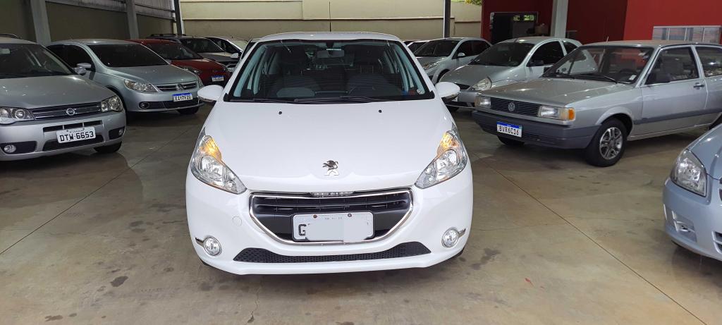 Peugeot 208 Active Pack 1.5 - R$ 43.100