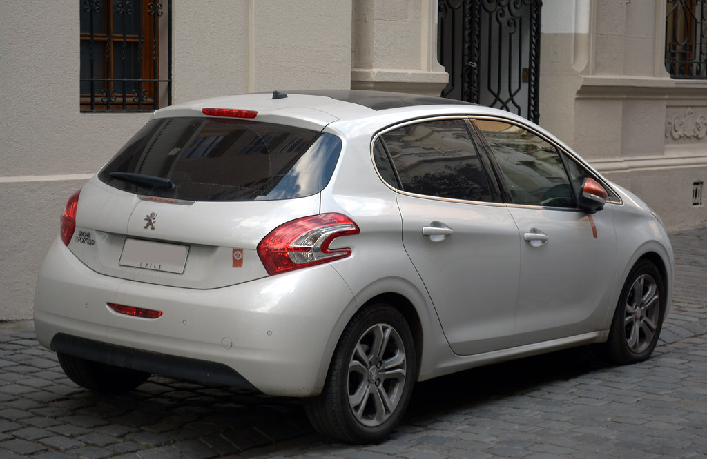 Peugeot 208 Allure 1.2