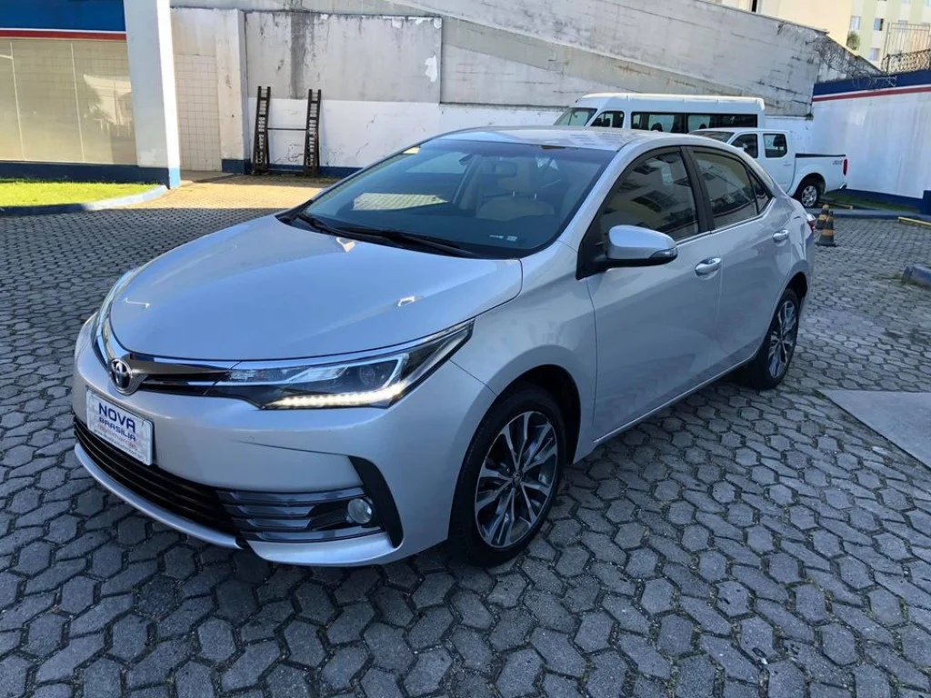 Toyota Corolla 2.0 Altis 2015