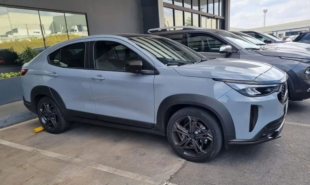 Fiat Toro SUV Fastback 2023