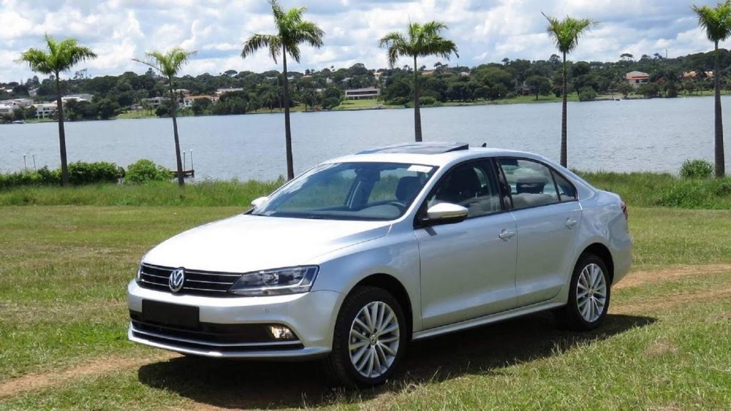 Volkswagen Jetta Trendline 1.4 TSI AT 2017