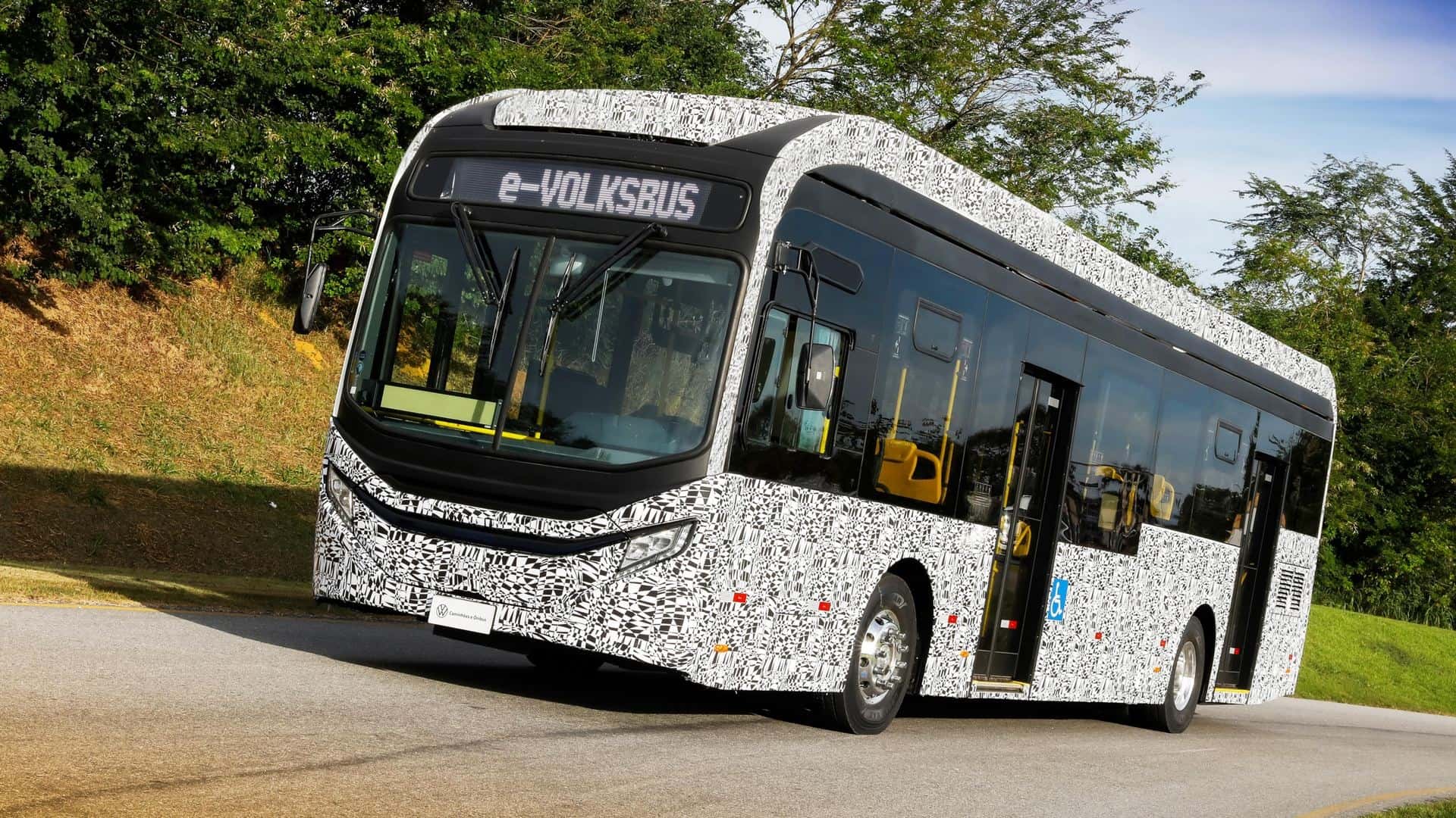 Ônibus Elétrico da CBMM, Toshiba e Volkswagen Carrega 80% em Apenas 10 Minutos